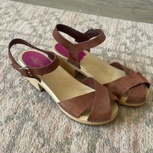 Clog wedge sandal Swedish Hasbeens brown 37
